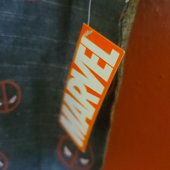 Deadpool Button Up - Picture 3 of 4